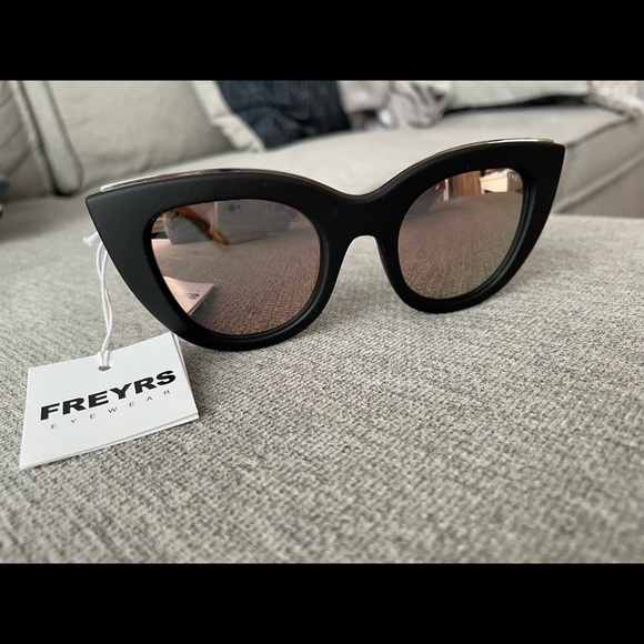 freyrs Accessories - Brand new Freyrs Sunglasses! Never worn with tags!